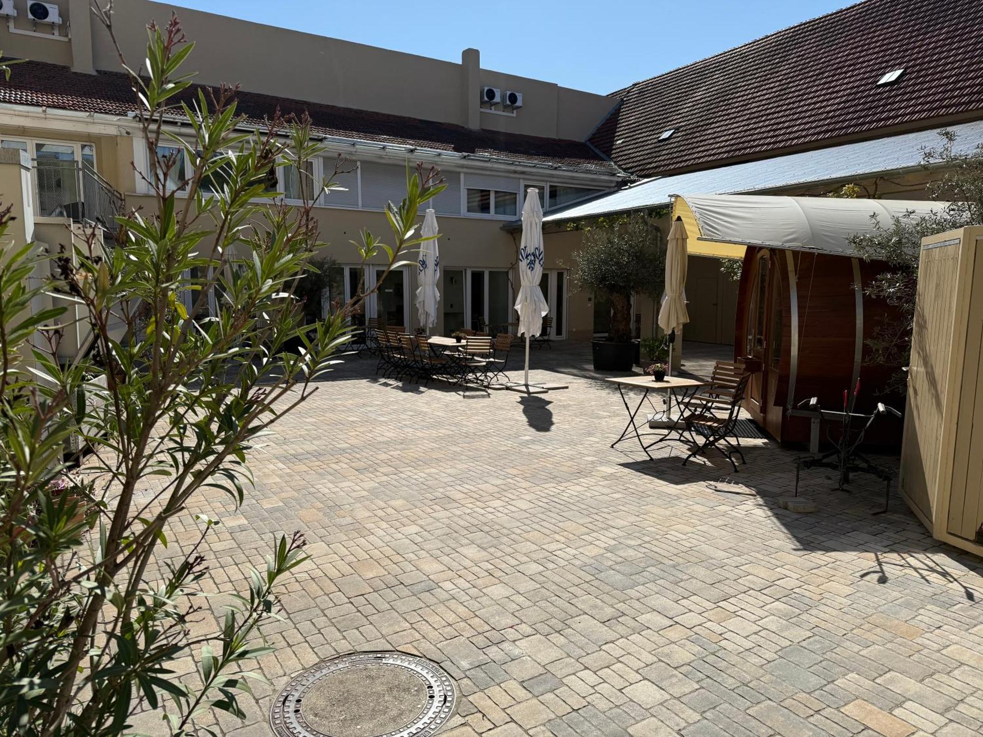Отель Weinhaus Selmigkeit Бинген-на-Рейне Экстерьер фото